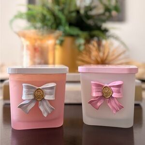 Elegant Pink or White Bow Accent Candle- PICK ONE!! 🦢✨🎀